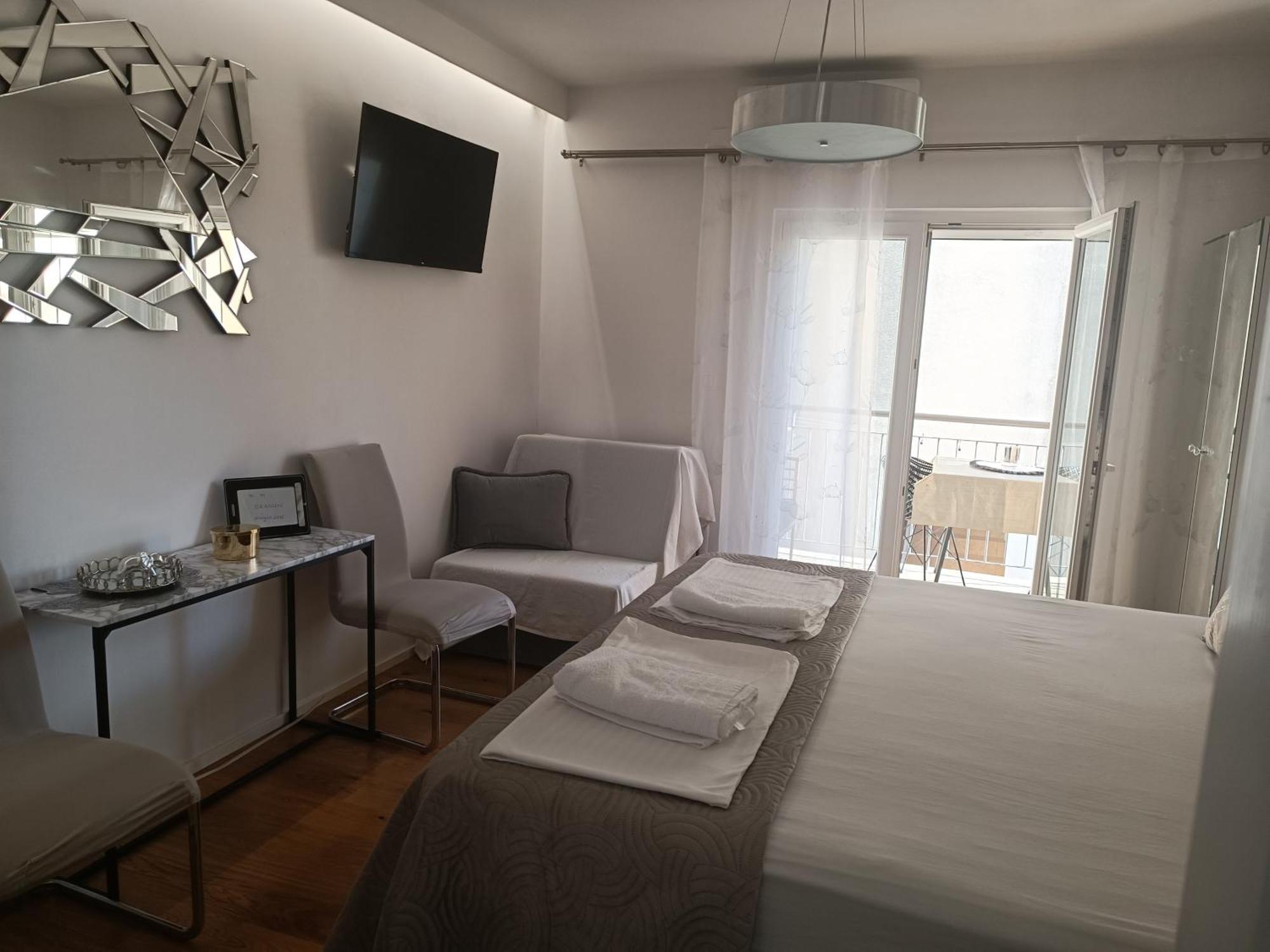 Apartment Golden Sunrise - 4 Ul.Petra Svacica11 Baska Voda Luaran gambar